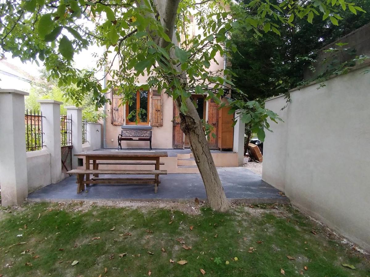 Maison Jardin Et Parking Prive Dans Гренобль Экстерьер фото
