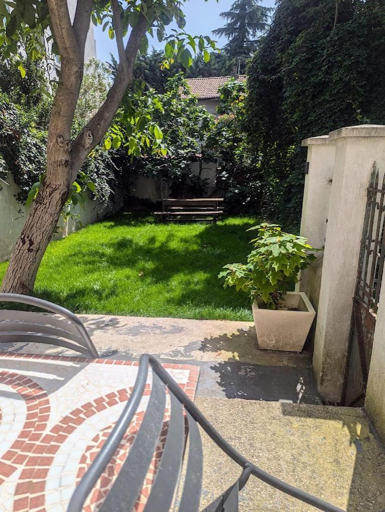 Maison Jardin Et Parking Prive Dans Гренобль Экстерьер фото